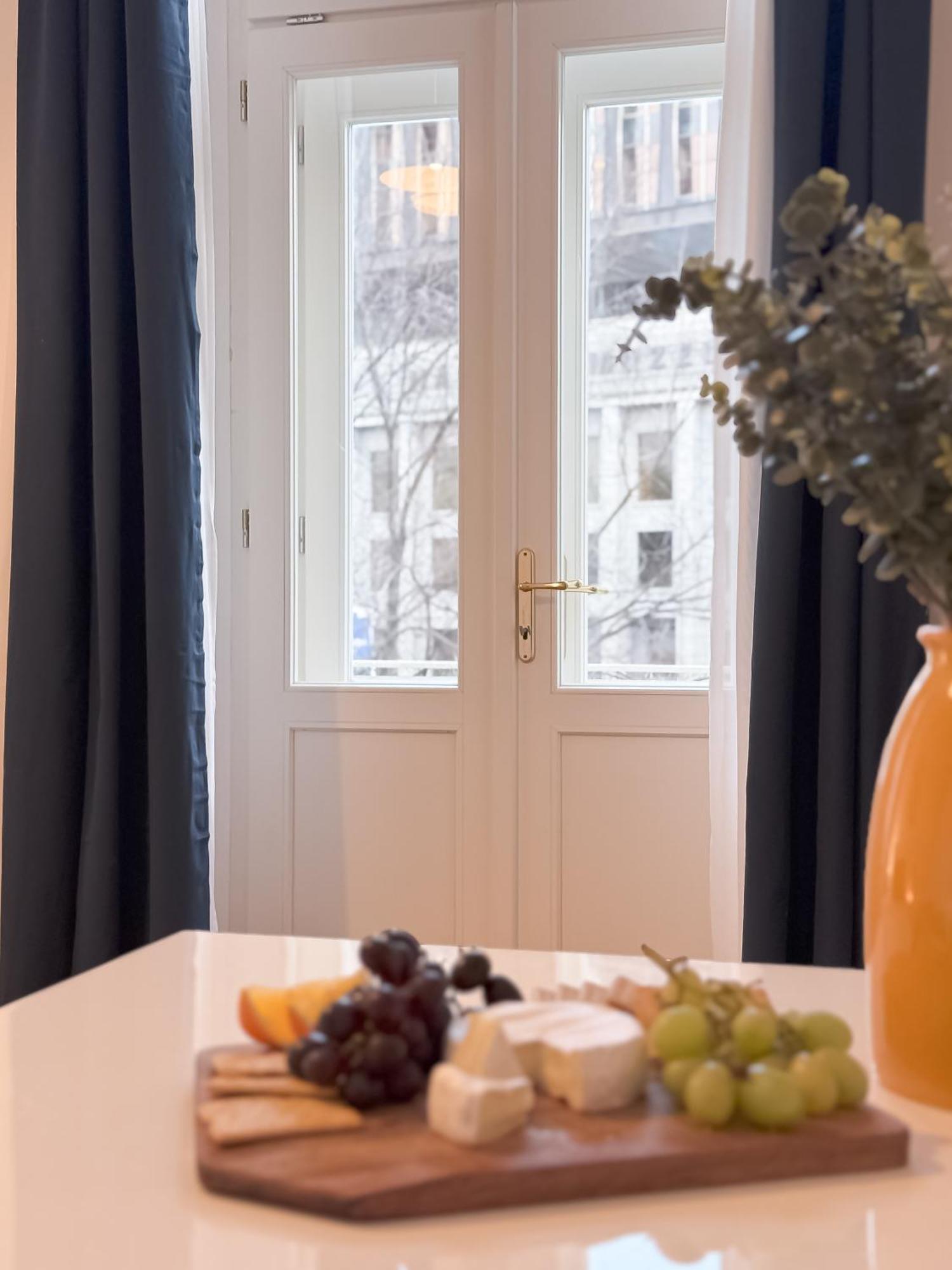 Turnkey I Wenceslas Square Apartments Prague Luaran gambar